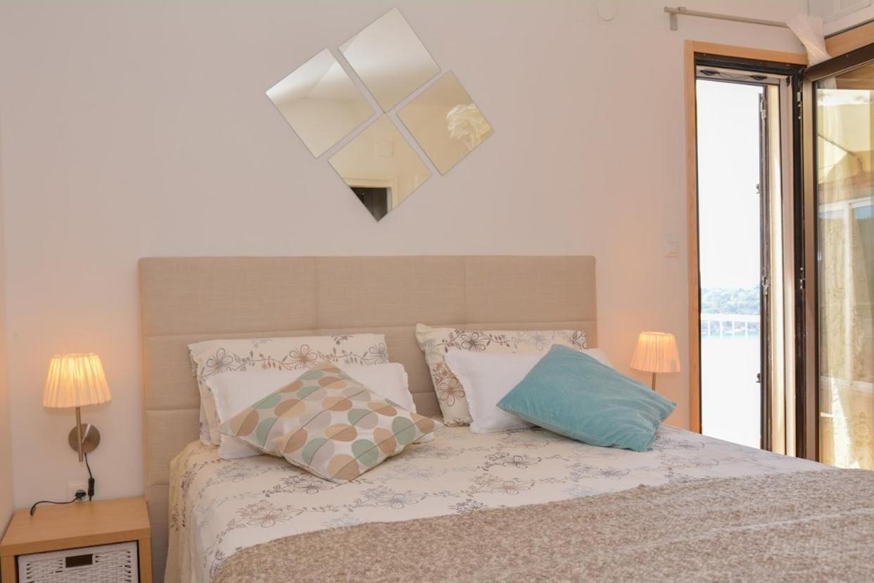 Apartment And Room Sveti Jakov 杜布罗夫尼克 外观 照片